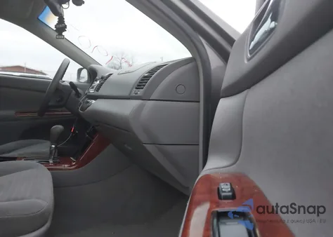 2005 Toyota Camry Le из США, поврежденный, VIN 4T1BE30K35U581907